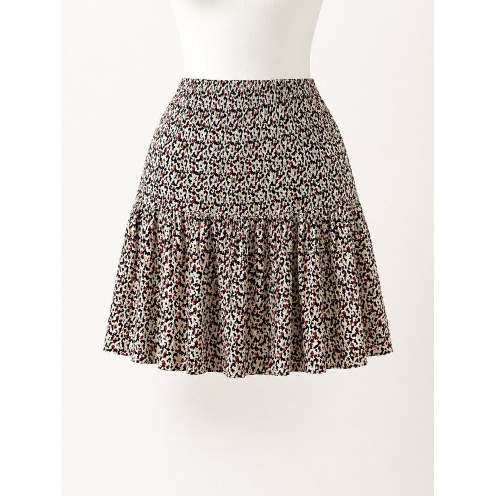 Urban Romantics Ruffled Mini Skirt Size Small EUC